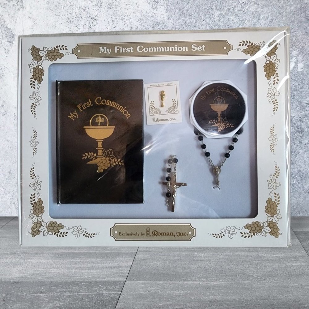 NIB 1999 FIRST HOLY COMMUNION Gift Set By ROMAN INC